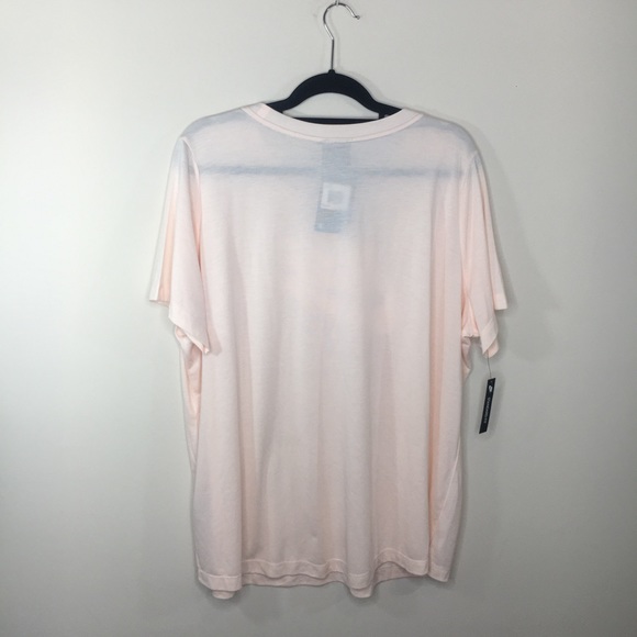 NWT Women’s Nike Tee Shirt - Size 2X - Picture 2 of 4